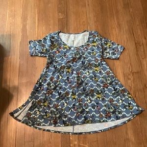 Lularoe perfect shirt